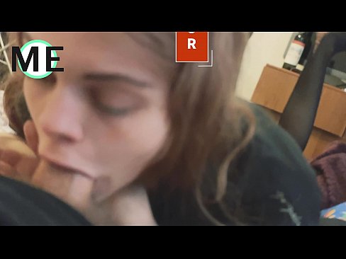 ❤️ Kurkkumulkku, revityt sukkahousut ja revityt korkokengät kiva tavata Laadukas porno at porn fi.bassaniluigi.ru